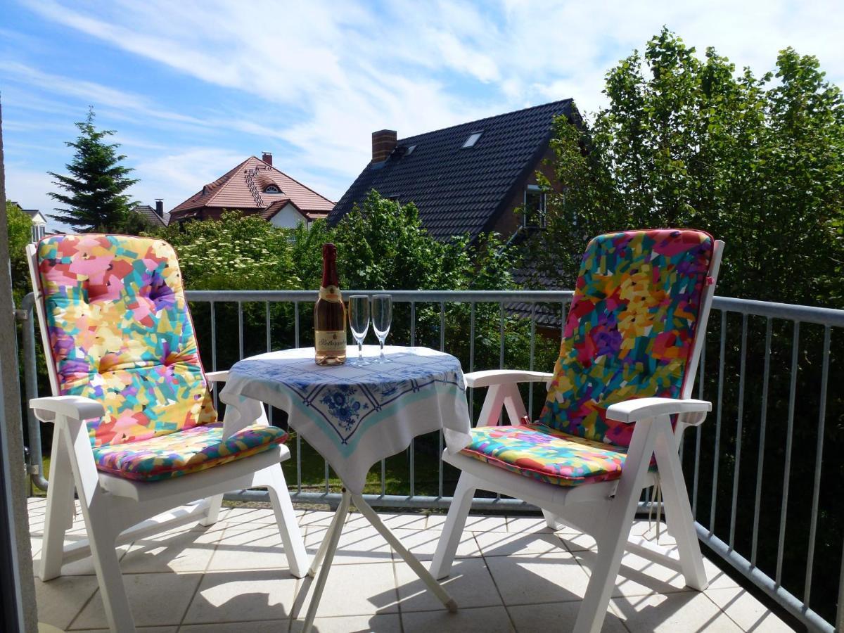 Haus Aquamarina - Fewo Mit Balkon ゼーバート・ヘリングスドルフ 部屋 写真